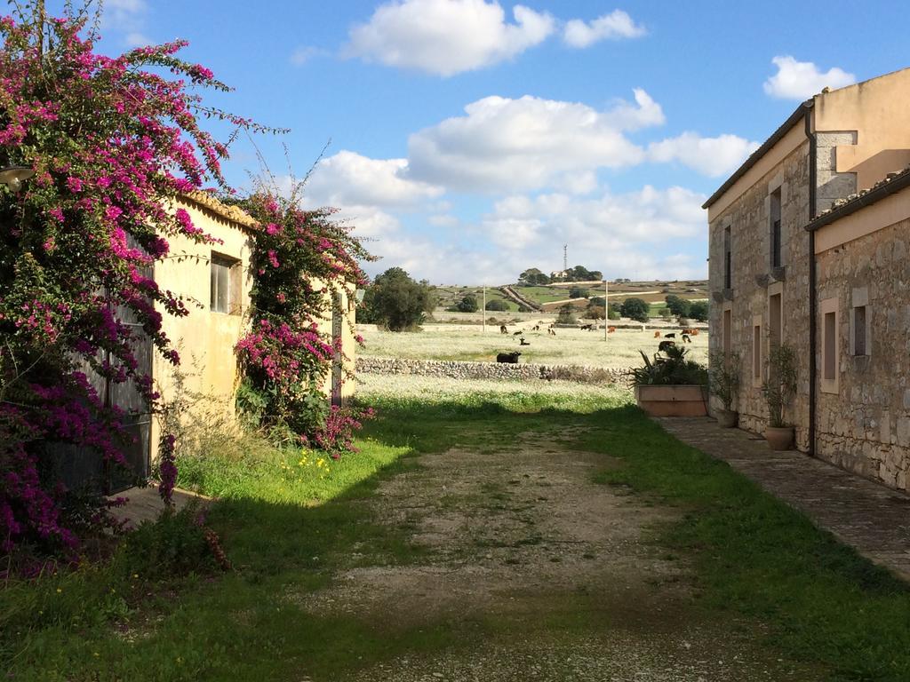 Camemi Case Di Cutalia - Villa Cutalia מראה חיצוני תמונה