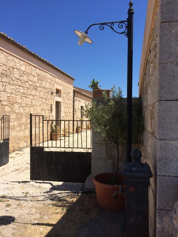 Camemi Case Di Cutalia - Villa Cutalia מראה חיצוני תמונה